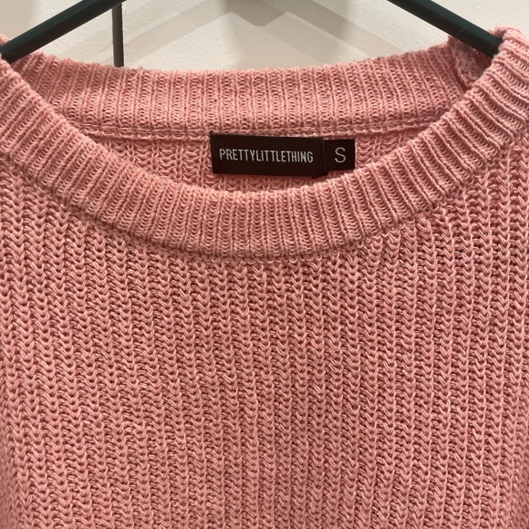 🌻PrettyLittleThing🌻 crop top - Picture 3 of 4